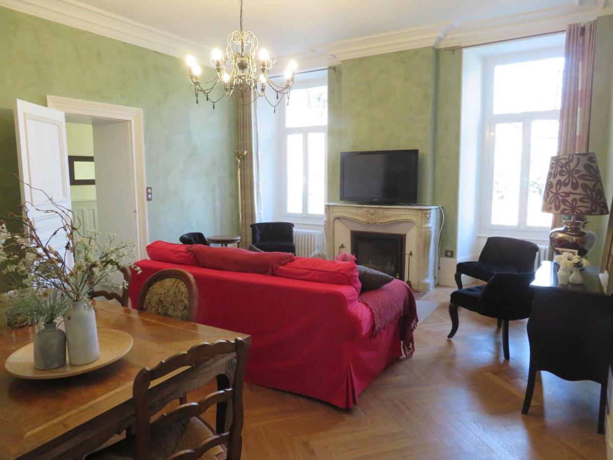 Chambres D'Hotes Chateau De Viviez Esterno foto