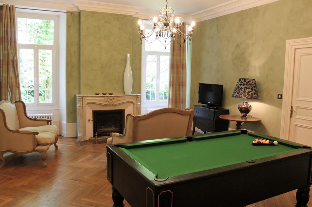 Chambres D'Hotes Chateau De Viviez Esterno foto