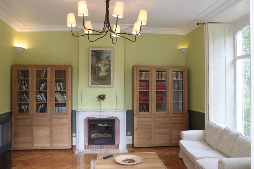 Chambres D'Hotes Chateau De Viviez Esterno foto